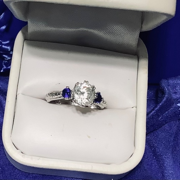 Tacori Engagement Ring - Picture 2 of 7